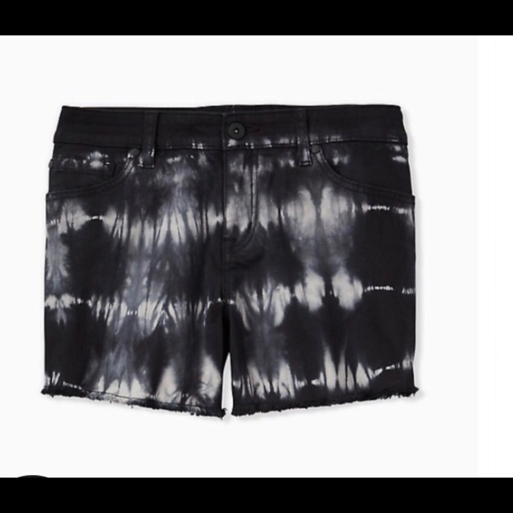 Torrid Vintage Stretch Black Tie Dye Shorts - Picture 4 of 15